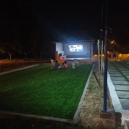 The Farm Crest, Ecr Kadallur Kūvattūr 外观 照片