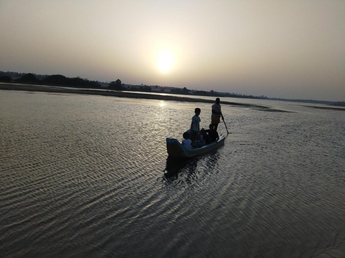The Farm Crest, Ecr Kadallur Kūvattūr 外观 照片