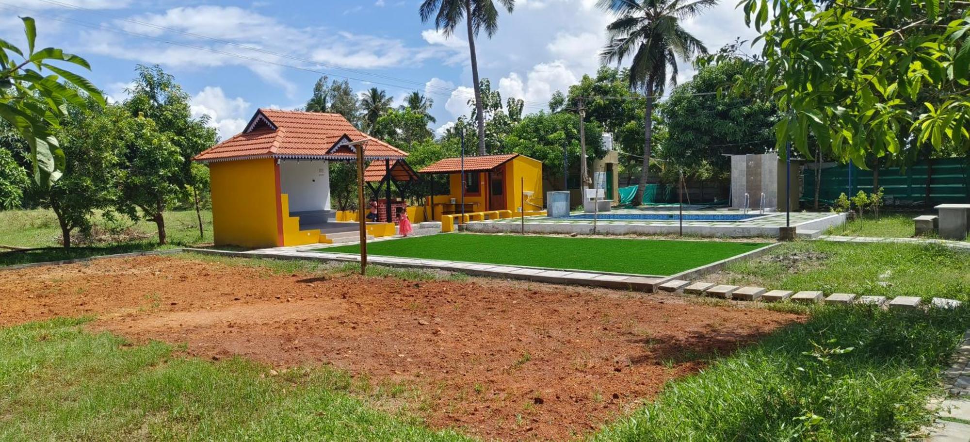 The Farm Crest, Ecr Kadallur Kūvattūr 外观 照片